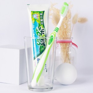 オーダーメイドのハーブ緑茶歯磨き粉を専門に扱う歯磨き粉メーカーです。