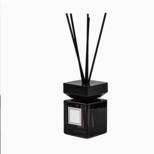 Customized wholesale household no fire diffuser aroma deodorant diffuser fresh air